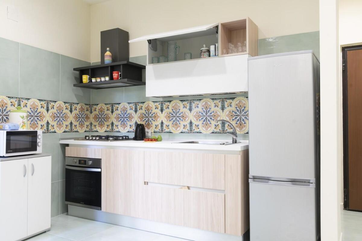 Apartment Sorrentovibes - Modern With Terrace, Swimming Pool&tennis Sorrent
